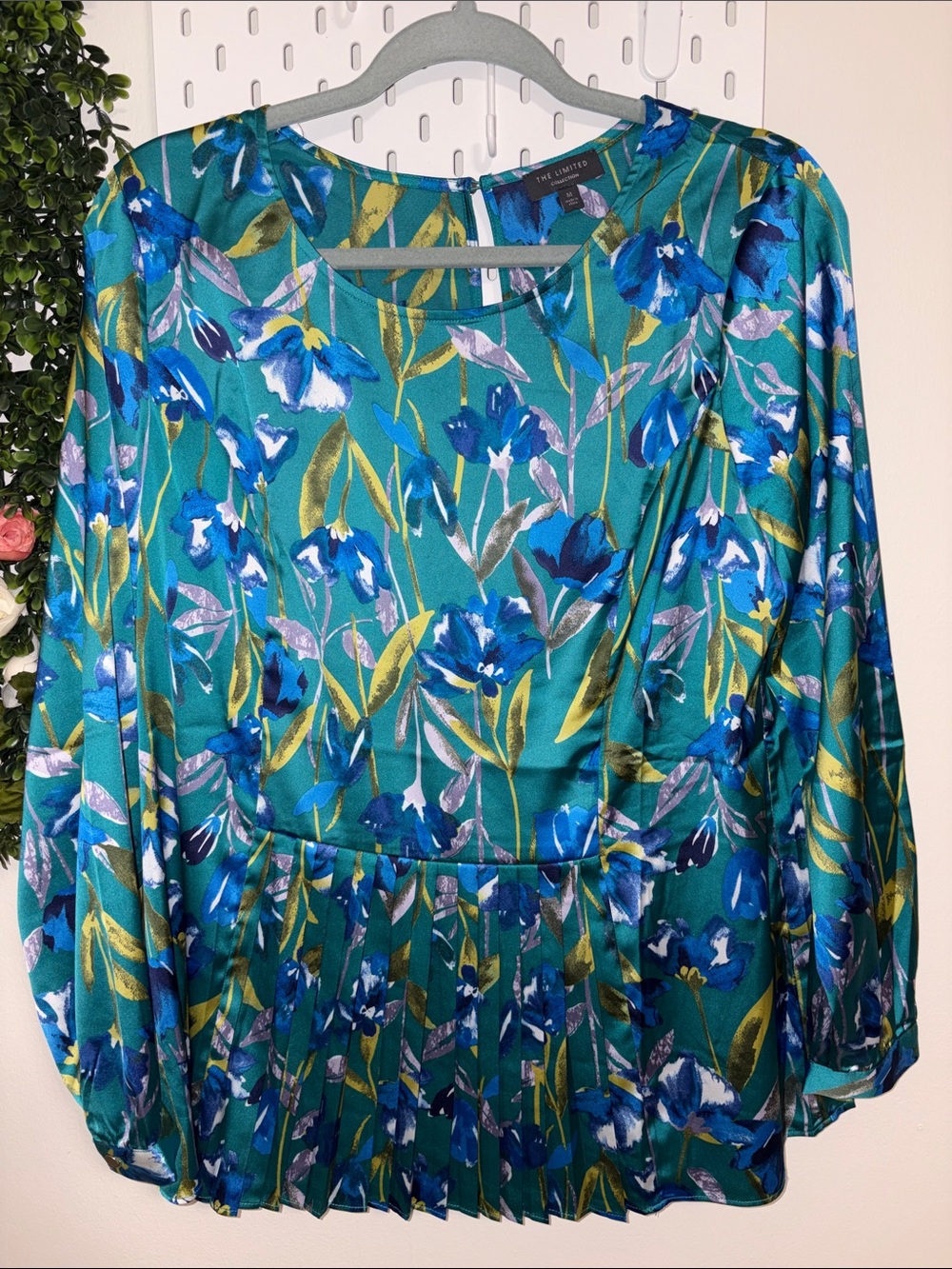 The Limited Teal Floral Pleated-Hem Long Sleeve Blouse